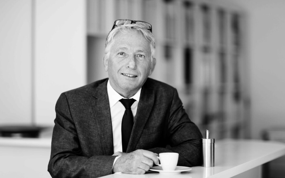 Dr. Rolf Moser